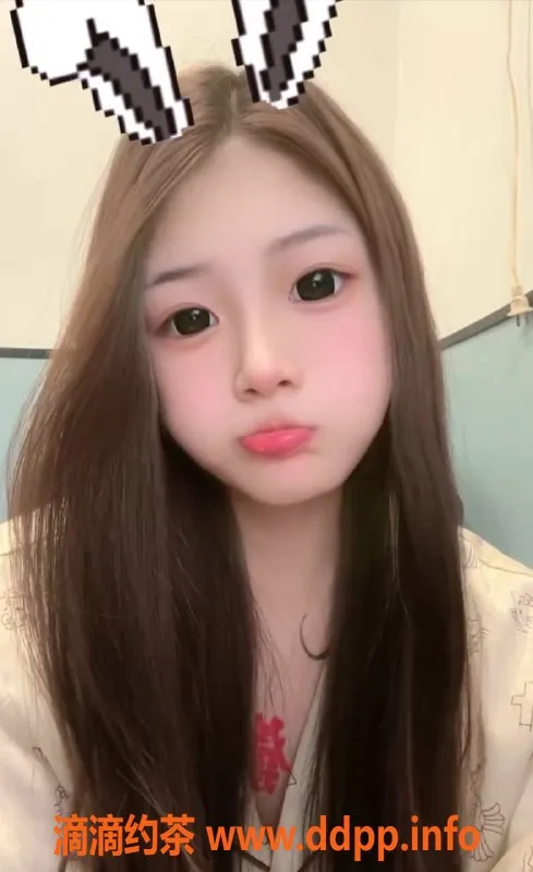 广州楼凤-荔湾嫩妹小涵，700元1小时性价比超高