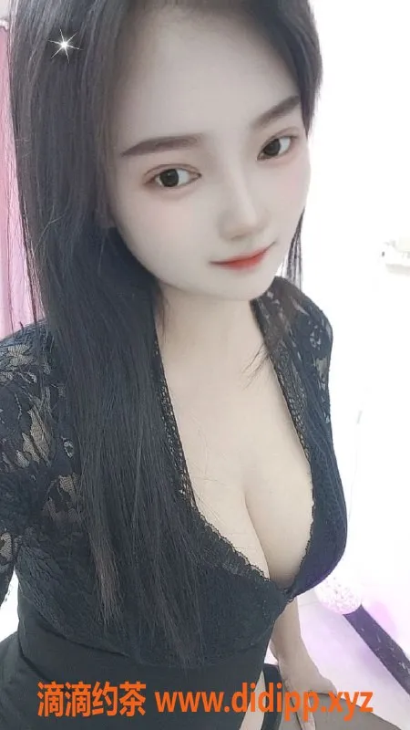 广州楼凤-天河依依，少妇大胸4P夜课服务等你来体验！