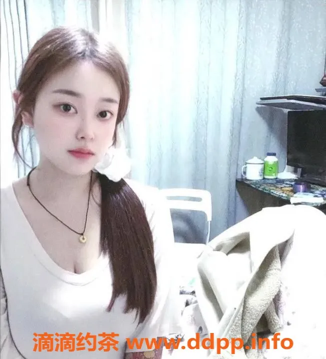 广州楼凤-白云夜课御姐唐丽枫，6P服务大胸诱惑