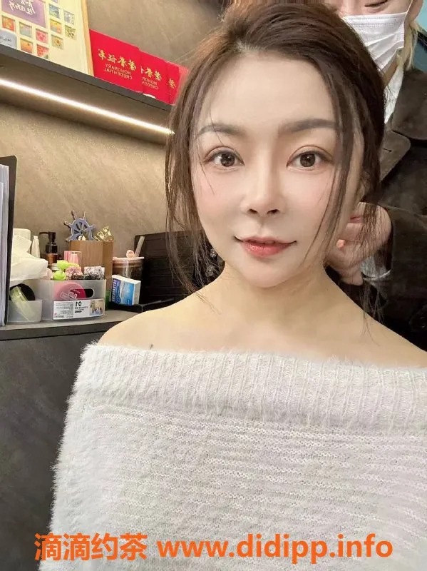 沈阳楼凤-沈阳QQ糖，真胸玉足400元单次体验