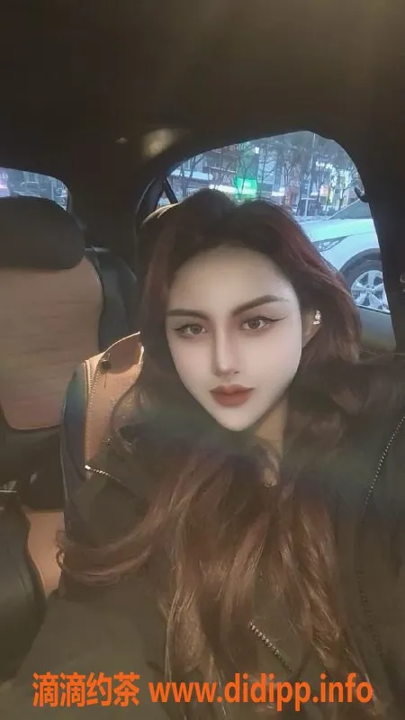 沈阳楼凤-沈阳李小姐，长腿白皮真胸，1000元服务