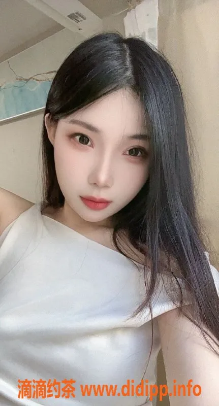 沈阳楼凤-浑南区小甜心，162cm、88斤，“舌吻69”服务仅600元！