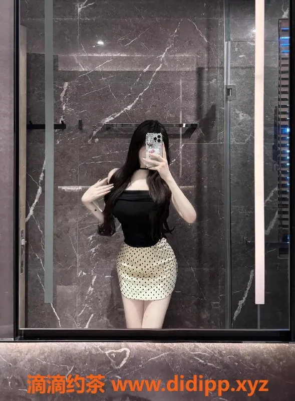 长沙楼凤-岳麓区晴天嫩妹 600p亲密服务等你体验