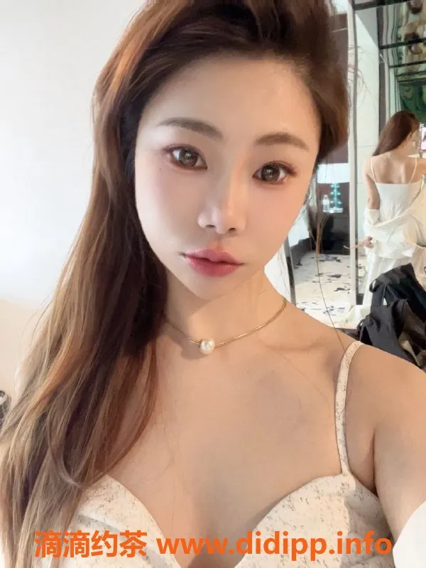 郑州楼凤资源信息,郑州金水区优质服务AB面女郎，700P