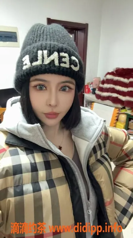 厦门楼凤-思明区清允，173cm蜜桃臀，700元服务等你体验