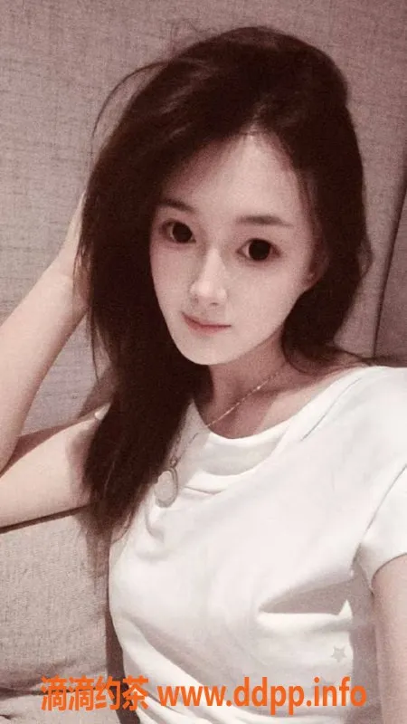 广州楼凤-天河嫩妹小葵，800元专业服务等你来约