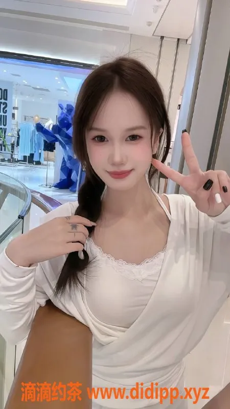 成都楼凤-成华区嫩妹服务，160cm A+胸，超贴心体验