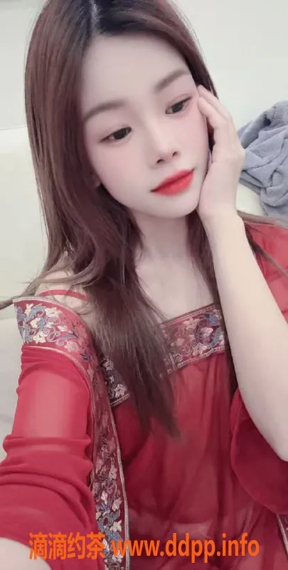 广州楼凤-番禺御姐瑶琴，性感大胸夜课6P服务