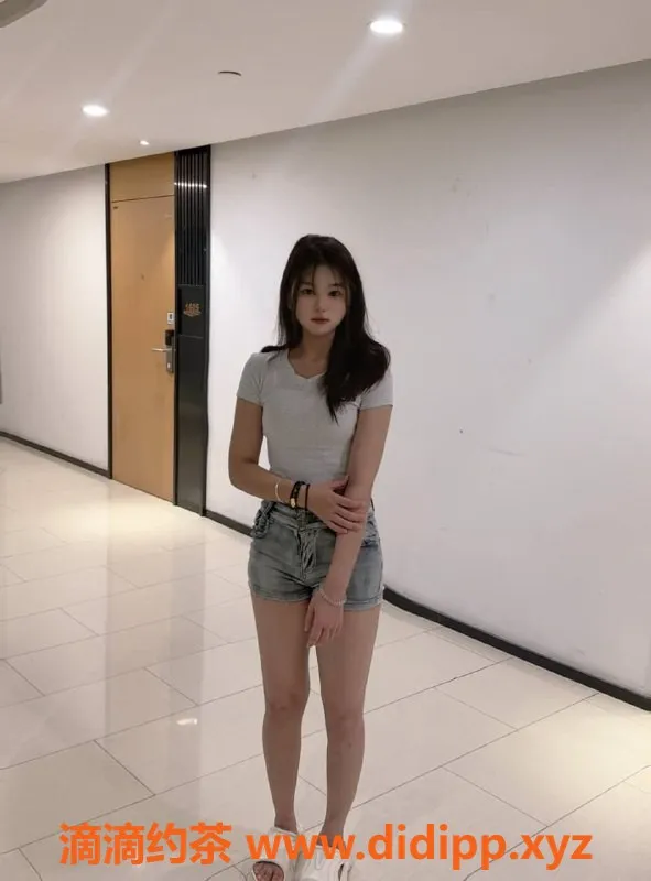 广州楼凤-广州白云可可，160长腿，500P起服务！