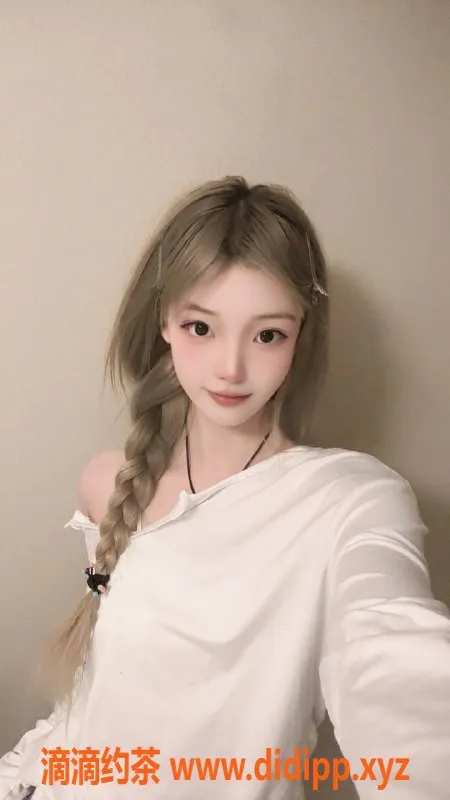 杭州楼凤-拱墅嫩妹珂珂，超长腿与舌吻服务等你体验