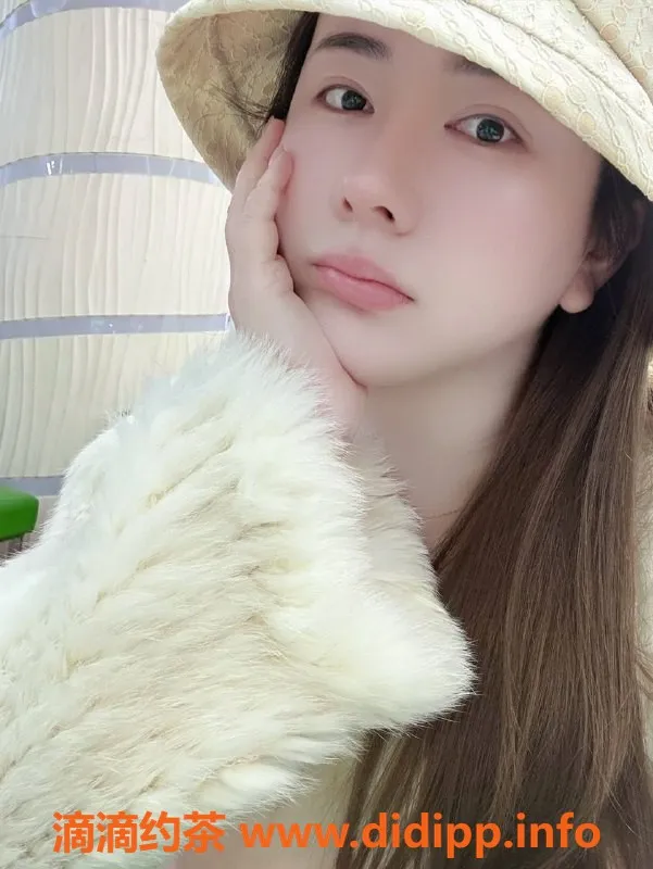 厦门楼凤-思明区菲诗 168cm 50KG 34D 口爆等服务