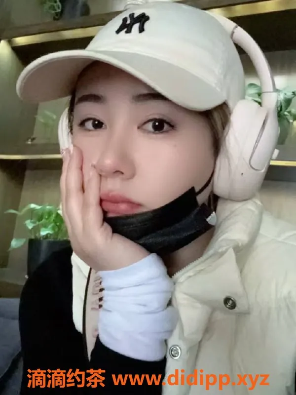 厦门楼凤-思明区菲诗 168cm 50KG 34D 口爆等服务