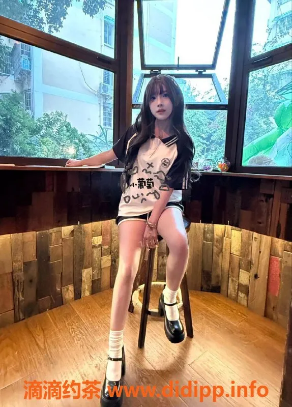 广州楼凤-广州天河小葡萄大学生，2000起服务