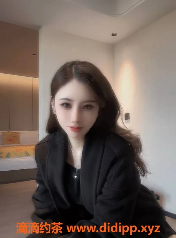 广州楼凤-天河吴茵洁，御姐大胸夜课7P等你来体验！