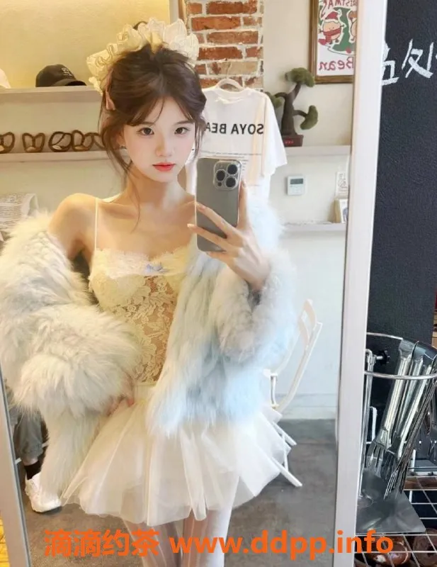 杭州楼凤-钱塘嫩妹许昕言，私聊价1200/P，2100/PP