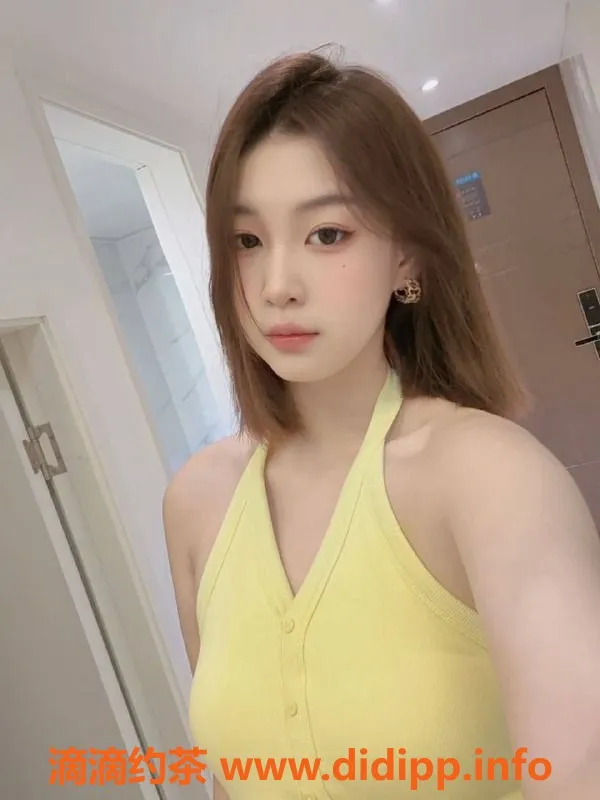 东莞楼凤-大朗三三，P/600性感诱惑等你体验！