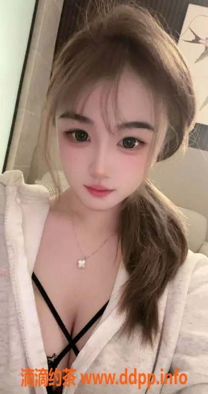 珠海楼凤-珠海小萝莉，身形娇小，服务专业