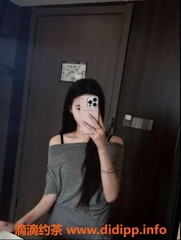 长沙楼凤资源信息,雨花区羊个羊18岁，身高163，甜美服务600p起