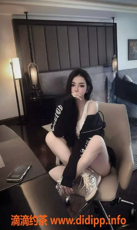 广州楼凤-广州天河陈香君，750元蛇吻服务，值得体验！