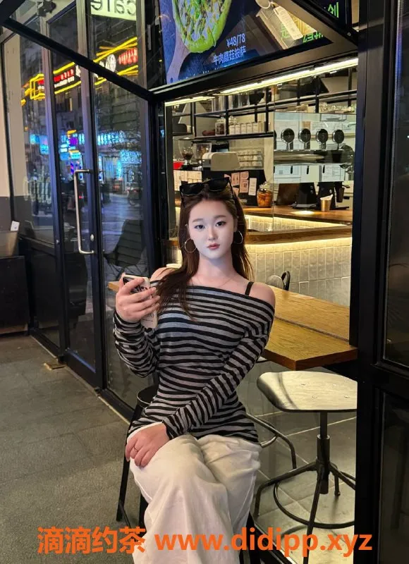 广州楼凤资源信息,天河嫩妹小丸子 video验证，500元约会体验