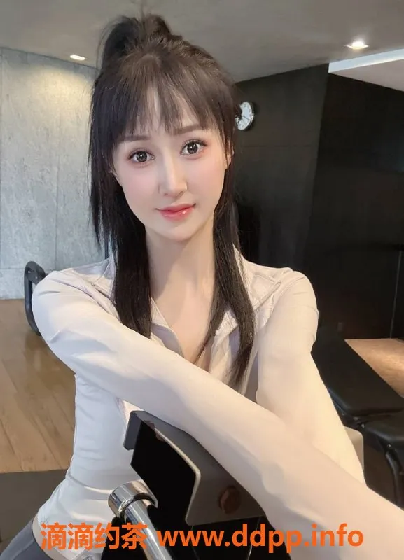 杭州楼凤-上城御姐伊伊，170cm大长腿，900元体验