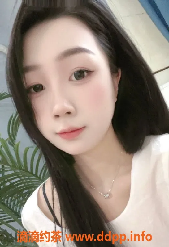 长沙楼凤-天心区月亮，500元快感舌吻服务