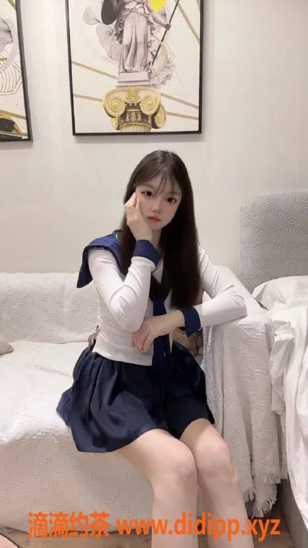 杭州楼凤资源信息,上城嫩妹小君，800元私密服务，工兵福利等你来体验！