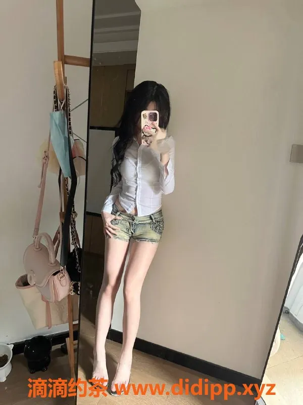 广州楼凤资源信息,广州天河18岁安安，身高166cm，700元起服务