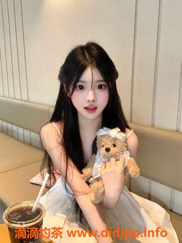 北京楼凤-朝阳高碑店小夕，1500元学生兼职服务