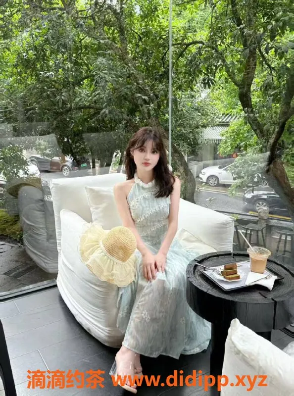 杭州spa会所-四川小月月：24岁166cm肤白貌美王者服务