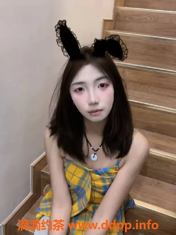 成都楼凤-成华区体育生果果，170CM大长腿，甜美可人