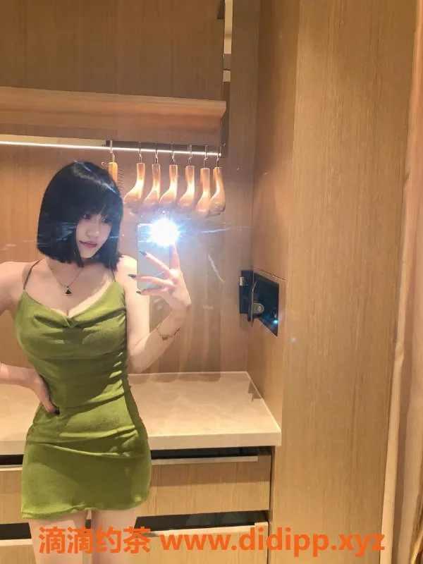 深圳楼凤-深圳反差女友叶子，161cm，23岁，茶水费500