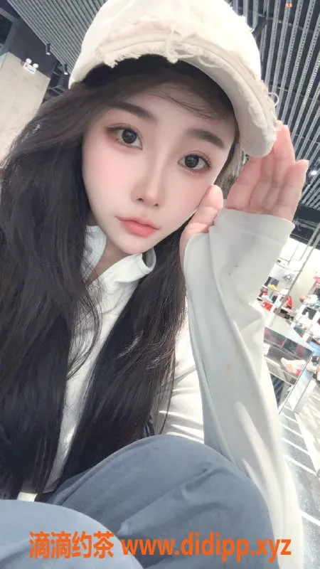 长沙楼凤-芙蓉区24岁迪雅，165cm身高，600元起服务