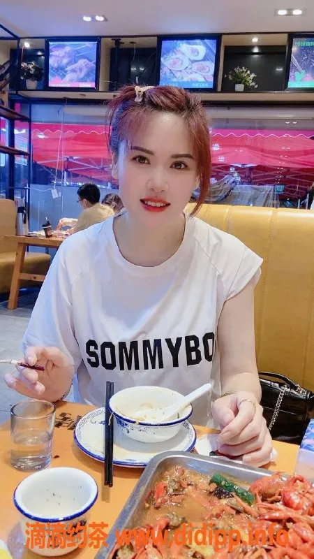 广州楼凤资源信息,海珠洛施，视频验证，500元/1次服务