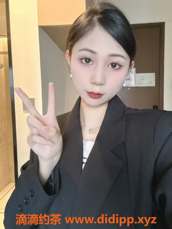 深圳楼凤-深圳龙华千元档老师，视频验证，1098元起