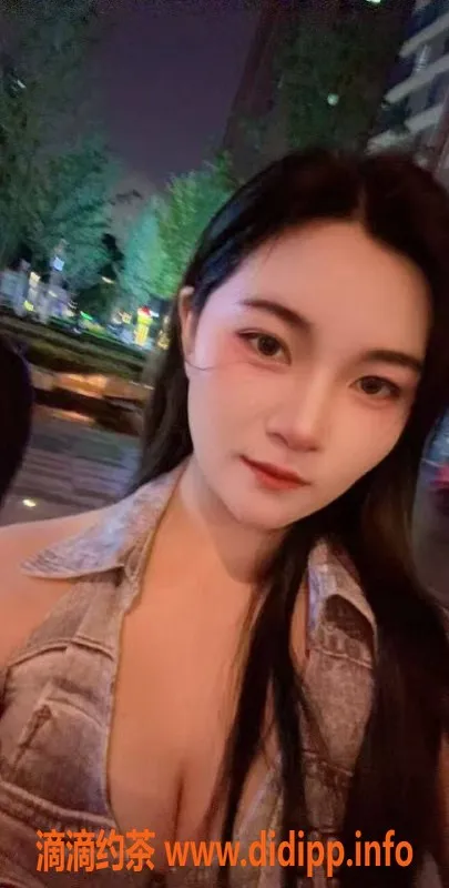 长沙楼凤-芙蓉区八万 500元无套口服务体验