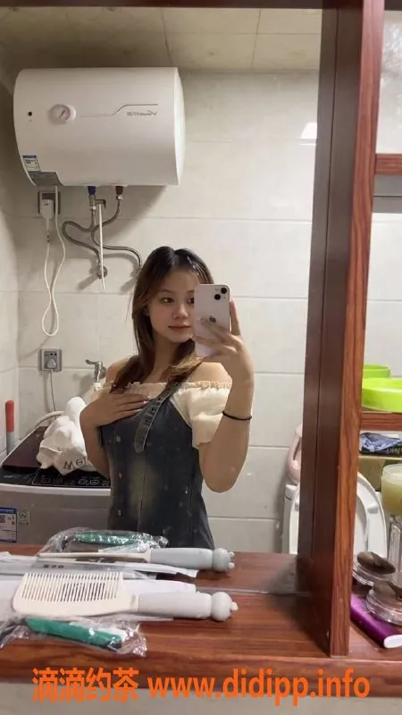 东莞楼凤资源信息,厚街丫丫，700元超值服务，尽享乐趣