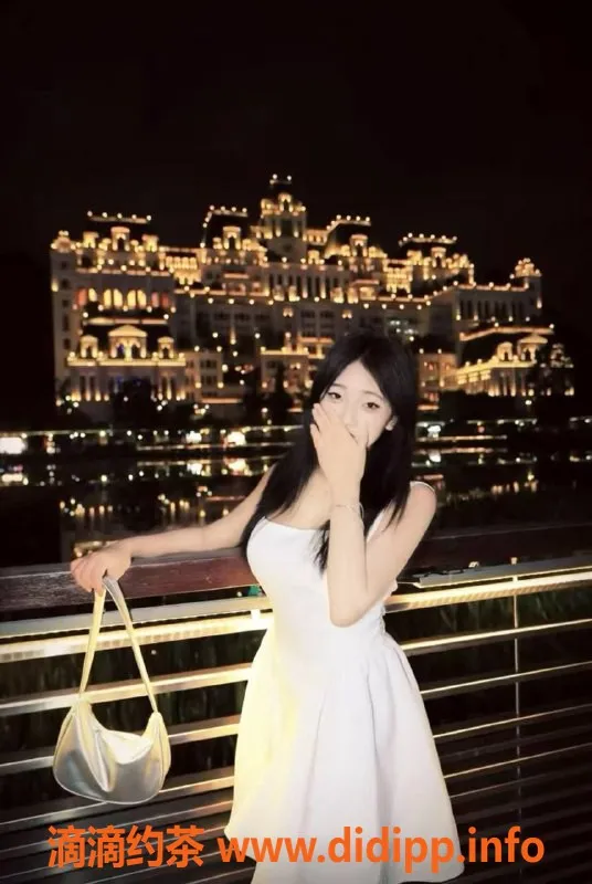 成都楼凤资源信息,双流区嫩妹甜甜，160cm，90斤，超值服务体验