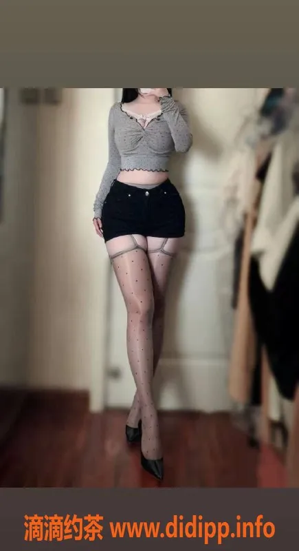 成都楼凤-成华区御姐车酥酥，600p超值服务