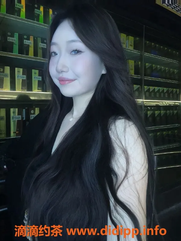 福州楼凤-鼓楼萧萧，166cm D杯粉嫩甜筒体验