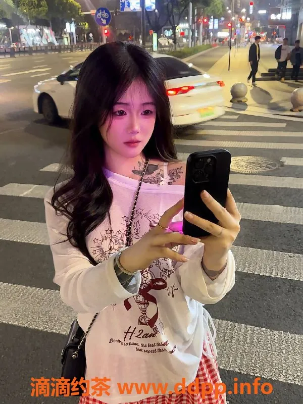 杭州楼凤资源信息,上城可乐嫩妹，800元体验多重服务