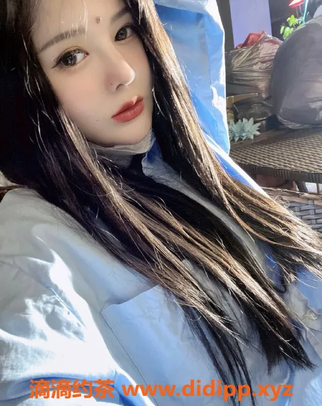 北京楼凤-丰台科技园嫩妹冉冉，内衣批发10Z起