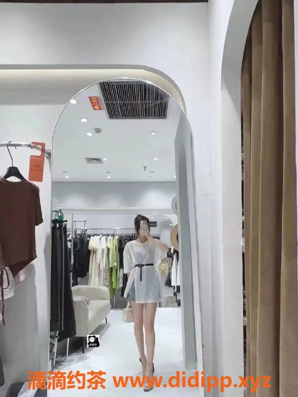 广州楼凤-广州金沙洲小书婷，价格800起，蛇吻体验