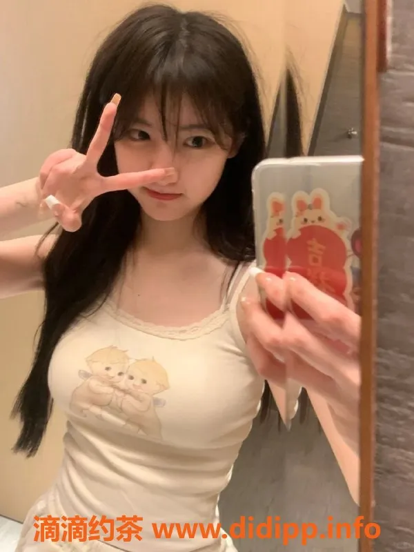 广州楼凤-广州白云区20岁学妹婕琳身高165，超值服务！