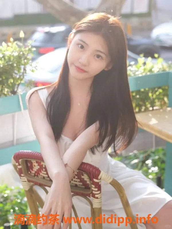 广州楼凤-广州白云区20岁学妹婕琳身高165，超值服务！