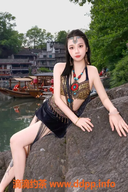 长沙楼凤-雨花区25岁甜甜，468元全裸服务等你来体验