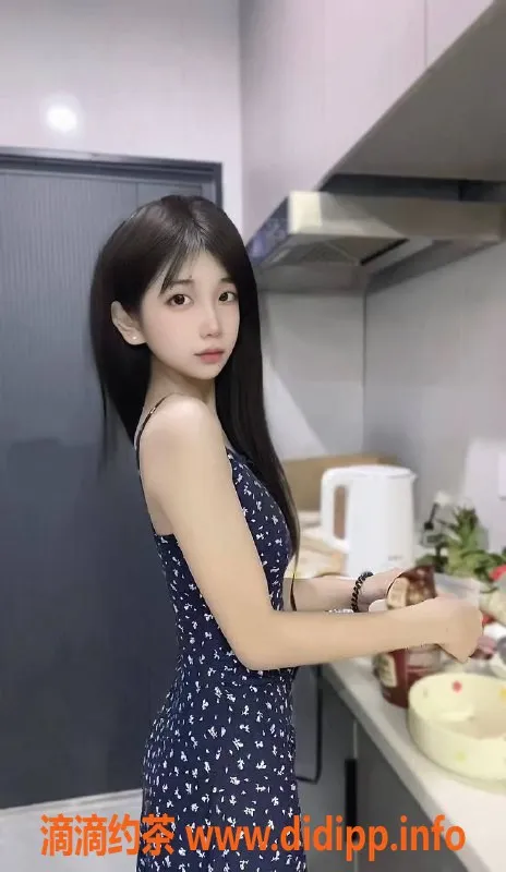 杭州楼凤资源信息,上城嫩妹菲菲，1000元/次，舌吻69互舔服务