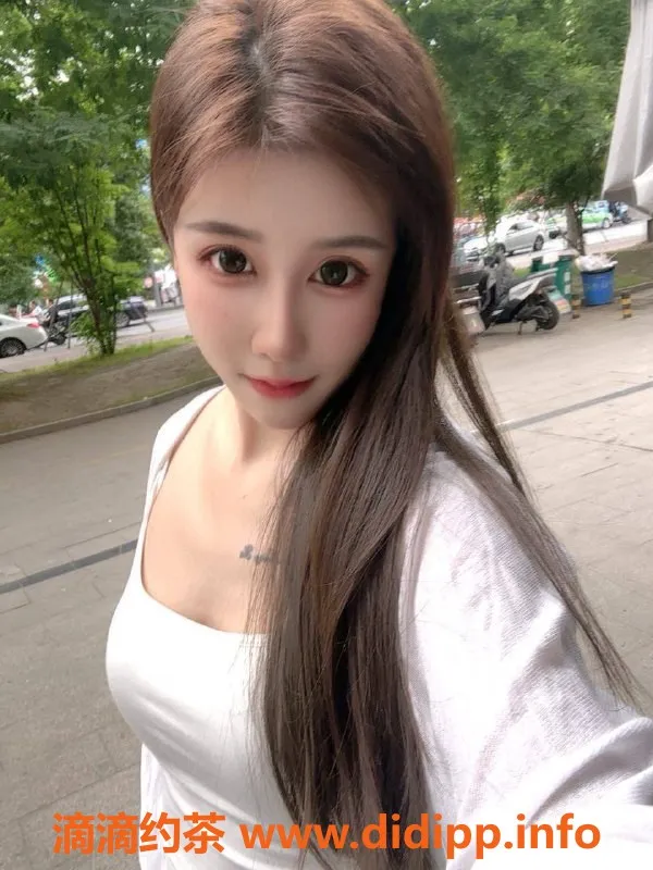 广州楼凤-广州天河楠栀老师，服务800起