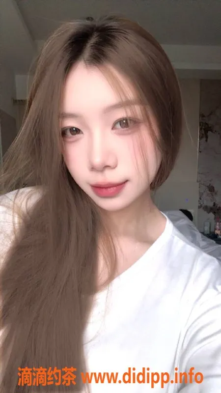 杭州楼凤资源信息,上城嫩妹琪琪，巨乳69互舔，性价比高！