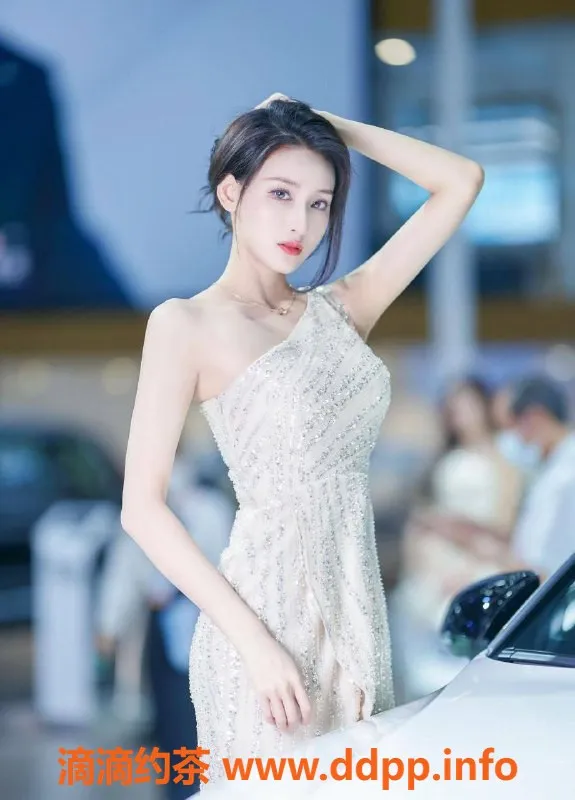 上海楼凤-徐汇陈司瑶，174身高C罩杯，1200起约